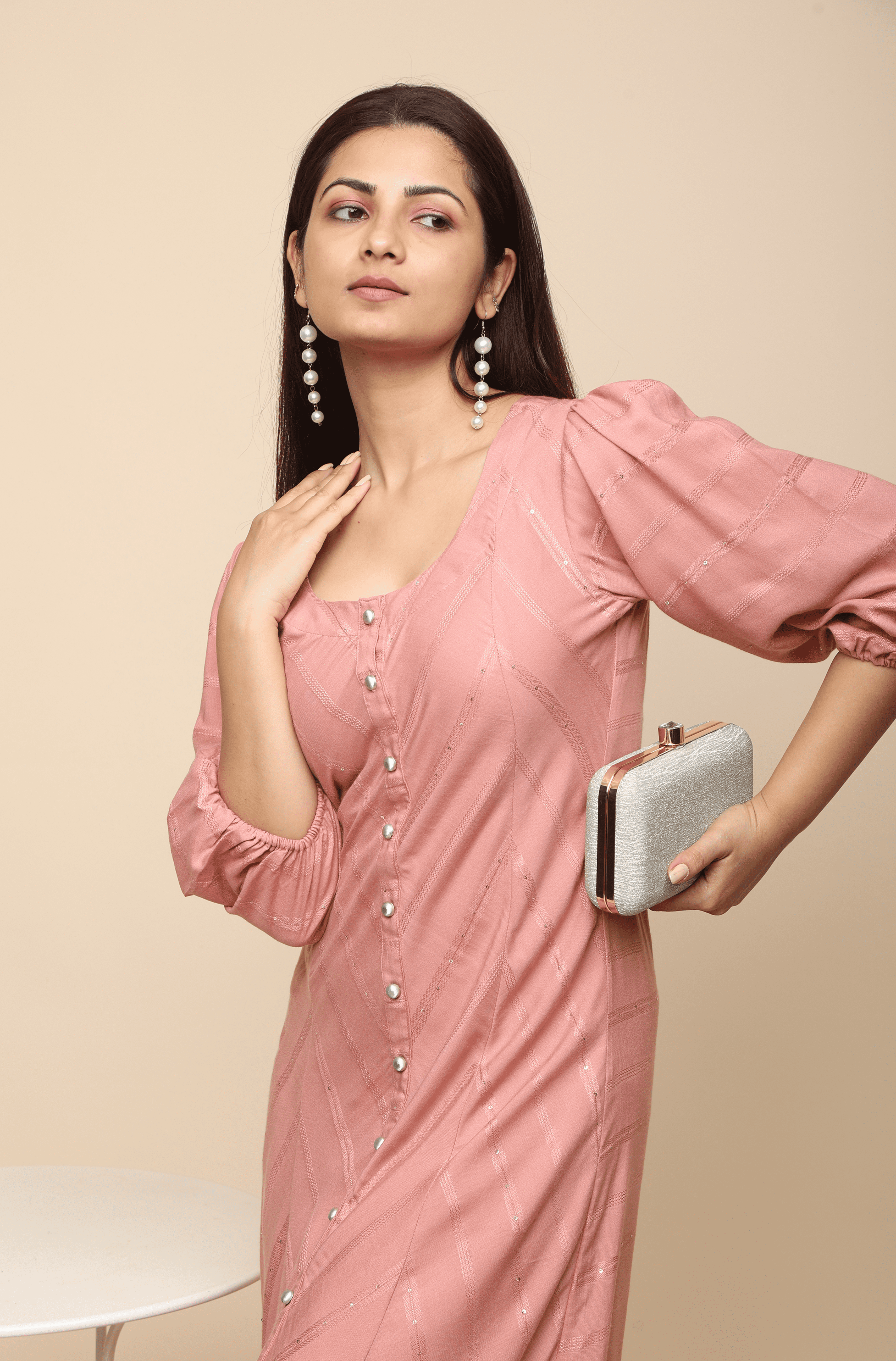 Collar Neck Kurti Designs: A Trend That's Here to Stay – The Loom Blog